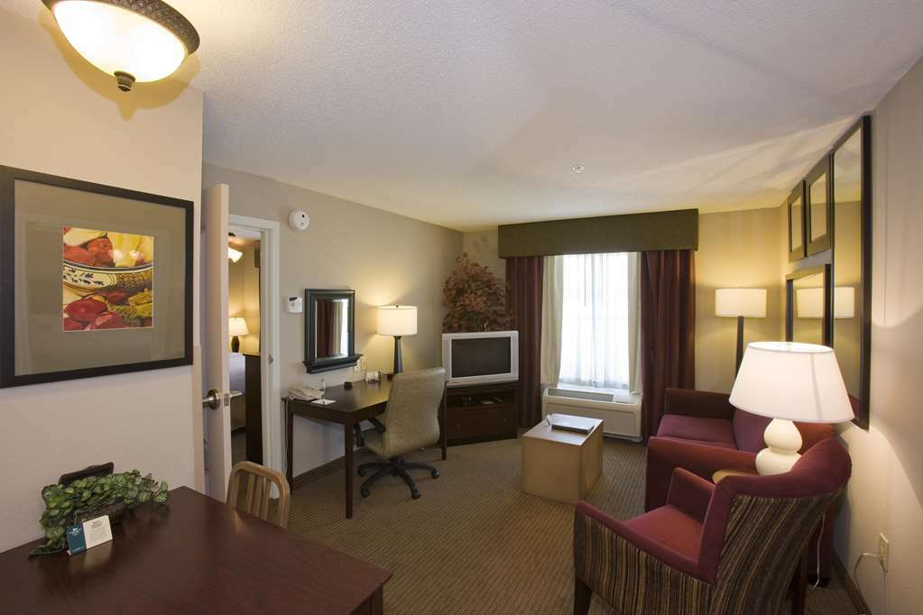 Homewood Suites By Hilton Indianapolis Northwest Номер фото